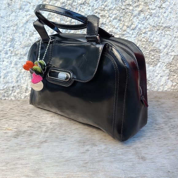 Mazzini patent leather top handle satchel bag, from Italy - Picture 3 of 12